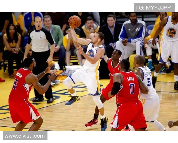 2014年10月30日勇士对阵国王精彩比赛视频回顾与分析