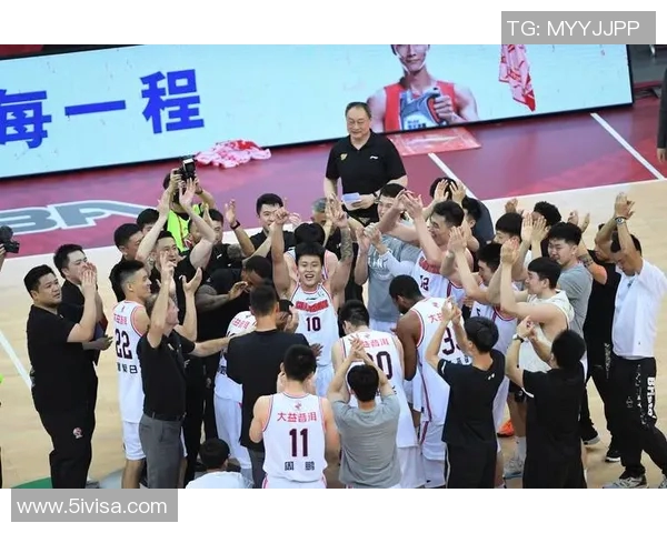 CBA激战广东大益对决辽宁队争夺总冠军荣耀之路