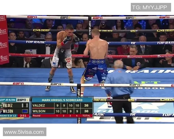 威尔逊与福德的精彩对决揭示了现代拳击的激烈竞争与技术演变