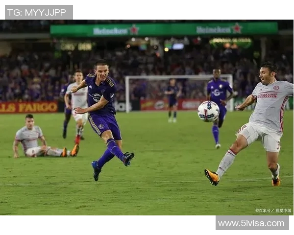 吉灵汉姆与牛津联队的精彩对决分析与赛后点评