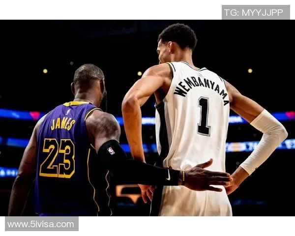 湖人对决马刺央视直播精彩瞬间回顾与赛前分析