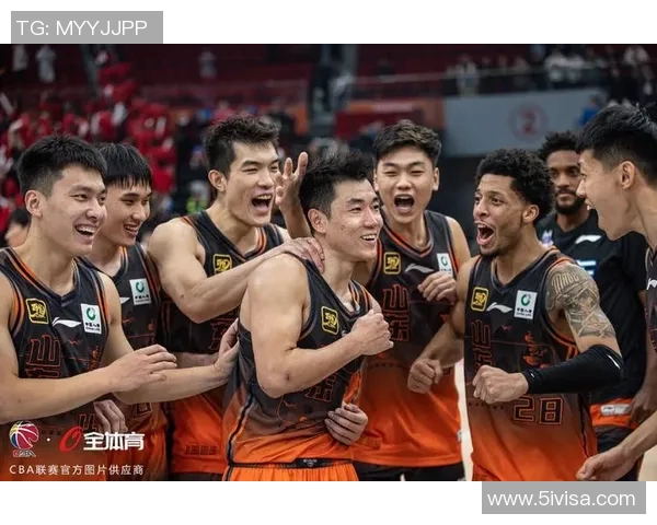 CBA山东队对阵深圳队精彩视频回顾与赛后分析