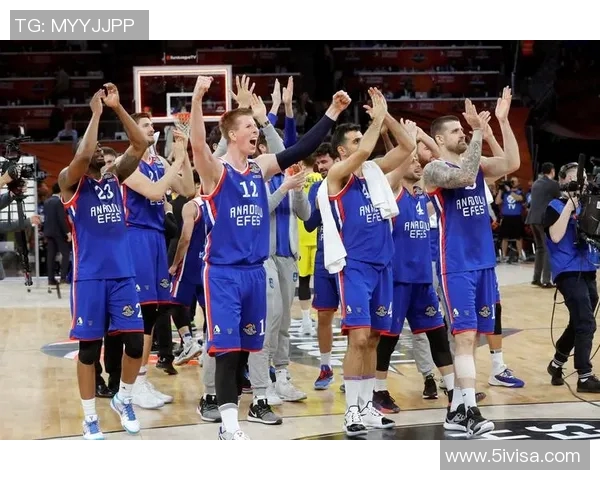 阿纳多卢与其姆奇激战正酣谁能在这场较量中笑到最后